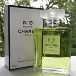 Chanel Chanel №19 Poudre - фото 6817
